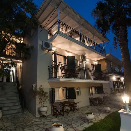 Villa George House